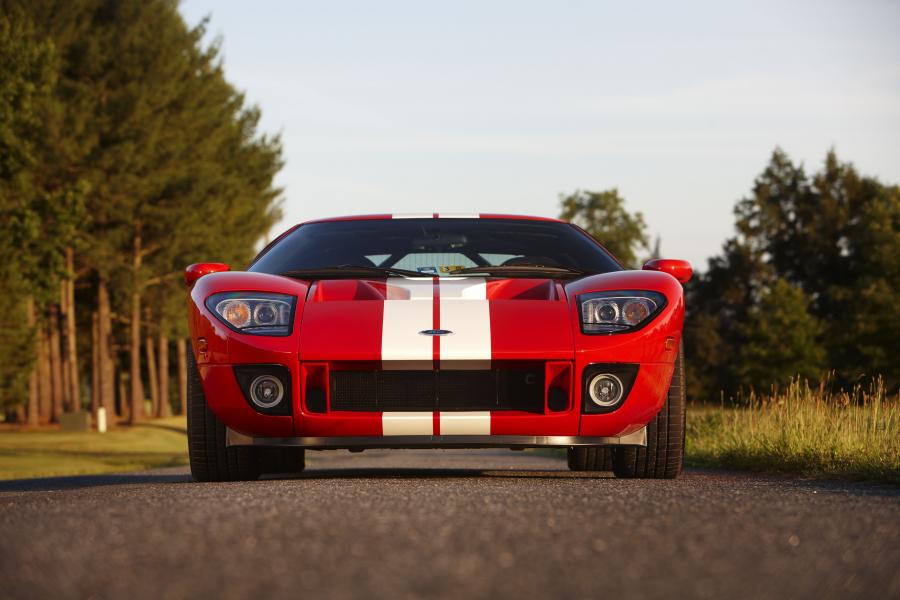  Ford GT 2006 года  (фото 7 из 21)